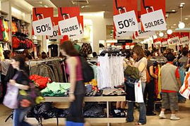 服裝服飾零售行業數字化轉型加速，智能化與可持續發展成新趨勢